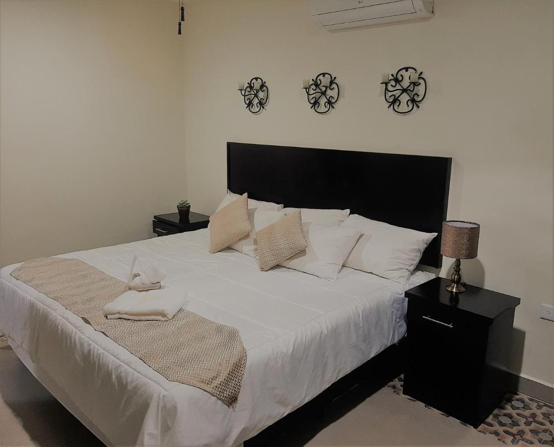 Hotel Recuerdos วัลลาโดลิด ภายนอก รูปภาพ